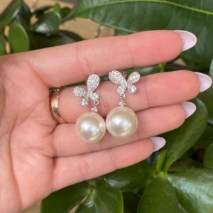 Pearl Earrings – Classic and Co Inc