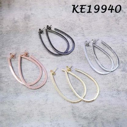 Medium Oval Pave CZ Hoop Earring-KE19940